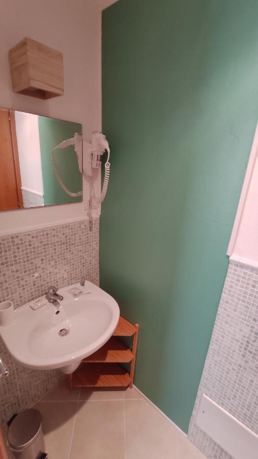 Hotel Nell'Azzurro à Cagliari Extérieur photo
