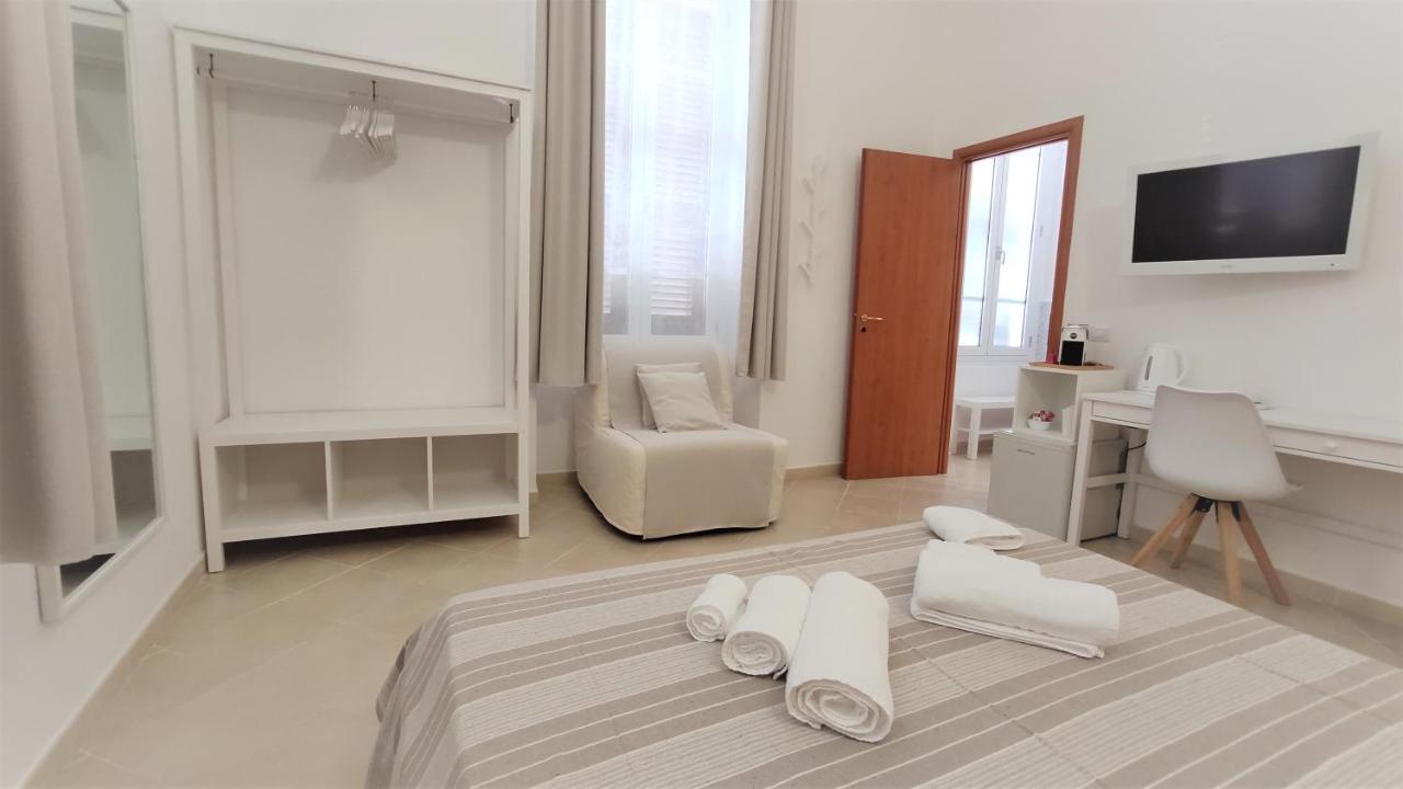 Hotel Nell'Azzurro à Cagliari Extérieur photo