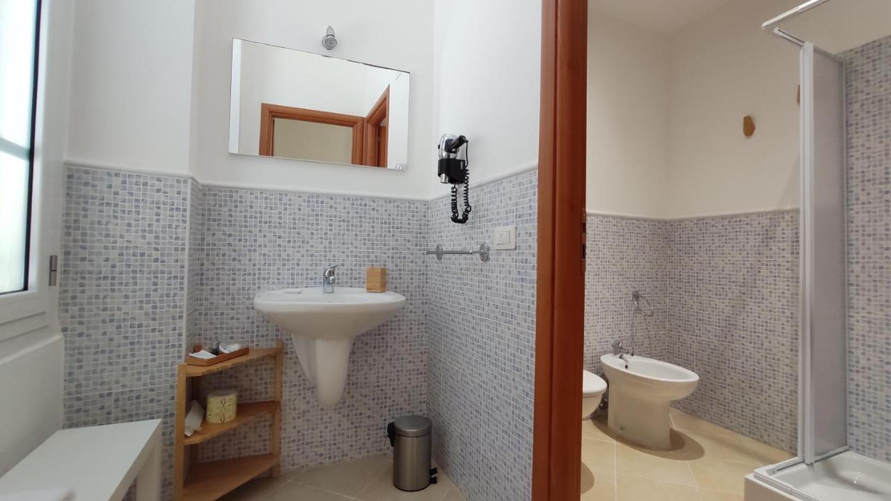 Hotel Nell'Azzurro à Cagliari Extérieur photo