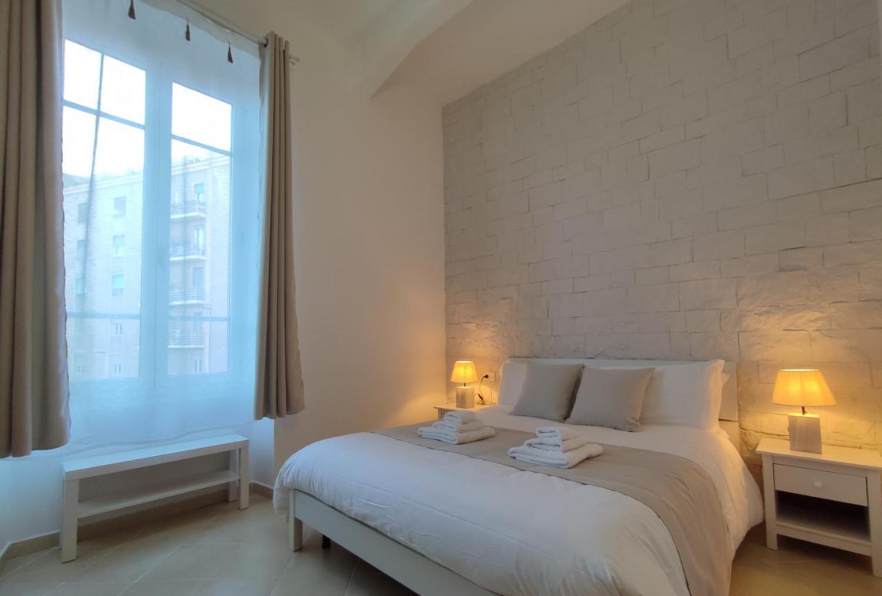 Hotel Nell'Azzurro à Cagliari Extérieur photo